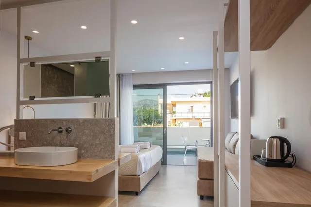 Superior, Double Bed, Shared Pool، Nima Boutique Hotel - Adults only 6/9