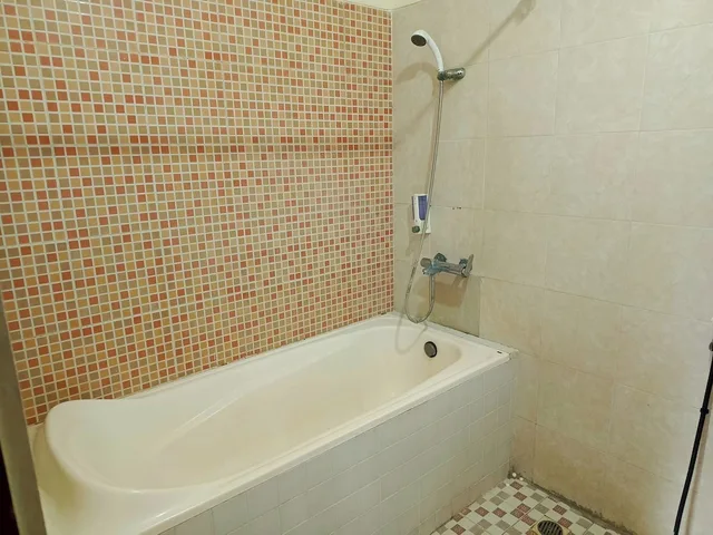 غرفة غراند بسرير كوين، Melati Resort & Hotel 3/5