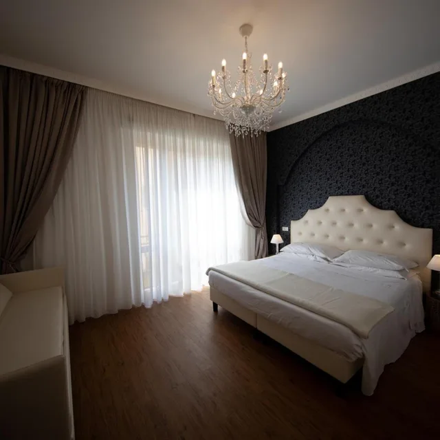 غرفة سوبيريور عائلية في الملحق، Hotel Re Enzo 6/7