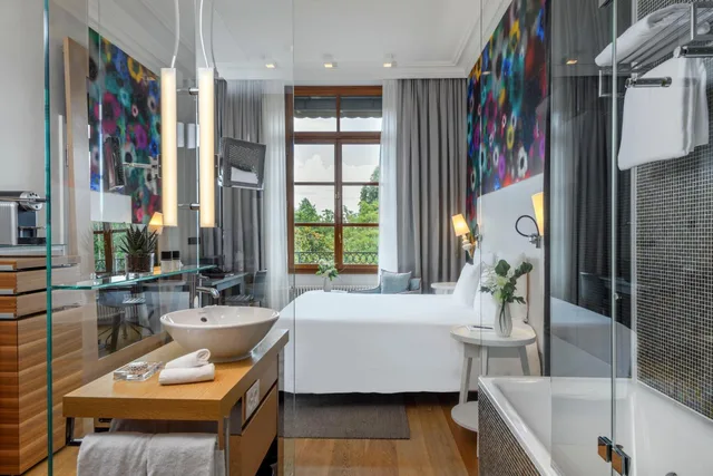 غرفة ديلوكس بإطلالة على البحيرة، Hotel Metropole Geneve 7/9