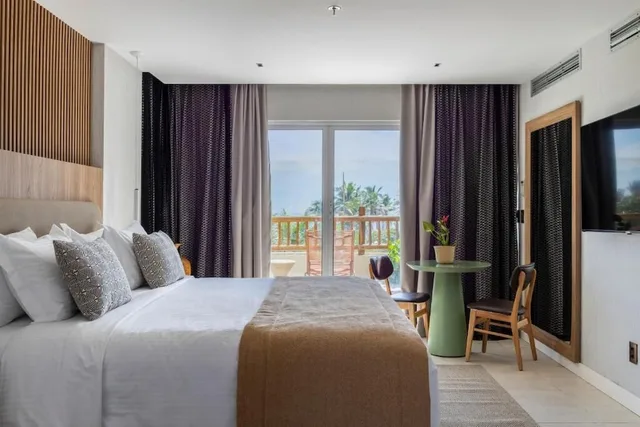 Lounge, Suite, King Bed، Gran Mareiro Hotel 2/5