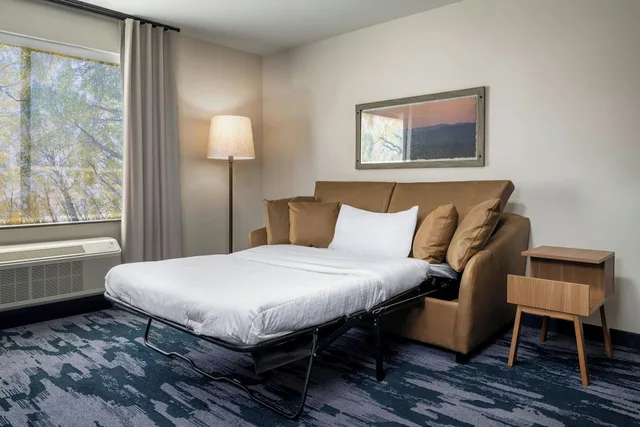 Suite, King Bed, Sofa, Fairfield Inn & Suites by Marriott Louisville Shepherdsville 2/2