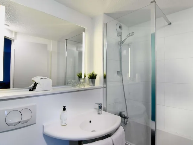 غرفة عائلية بسريرين مزدوجين، Ibis Budget Vannes Ploeren 7/9