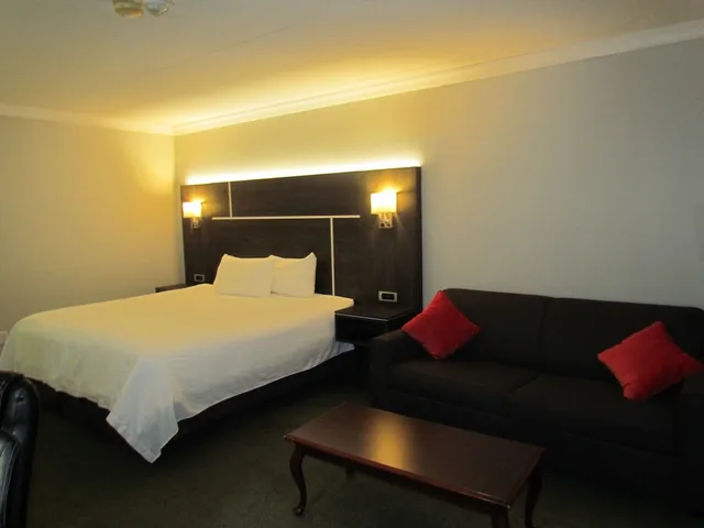 غرفة قياسية بسرير كينج، Rodeway Inn King William 5/10