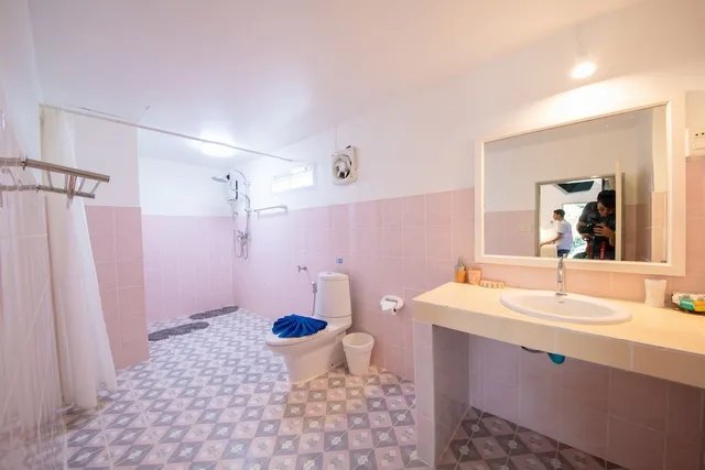 Bungalow, 1 Queen and 1 Single Bed, Beach Front، Bay Beach Resort 10/10