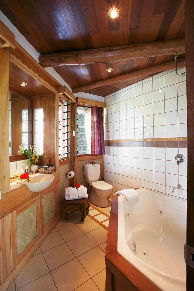 Tree Top, Villa, King Bed، Koro Sun Resort 2/2