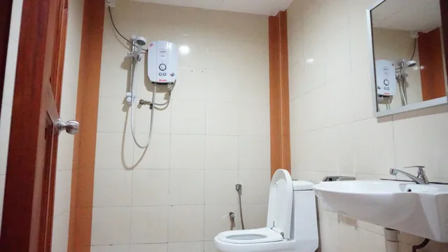 غرفة قياسية ثلاثية بسرير كوين وسرير فردي، Baron Waterfront Hotel 5/6