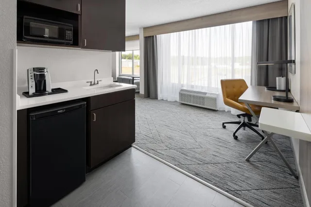 جناح تنفيذي، Holiday Inn Express Hotel And Suites Newberry 6/6
