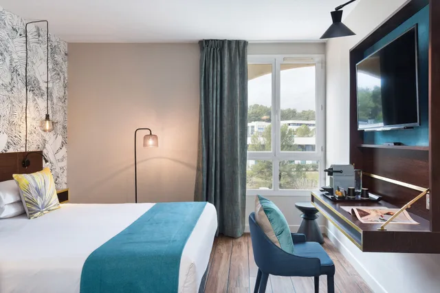Room, Double Bed, Golf Course View، Hotel Birdy By Happyculture 4/8