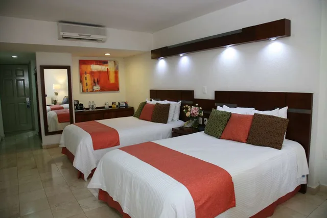 غرفة بسريرين مزدوجين، Hotel Poza Rica Centro 2/4