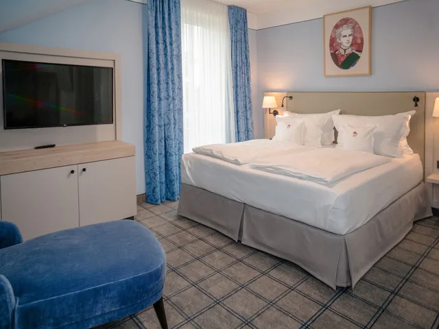 Junior Suite, Queen Bed, Hotel Konig Ludwig Ii 1/2