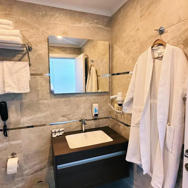غرفة ديلوكس بسرير مزدوج، Biliris hotel 7/9