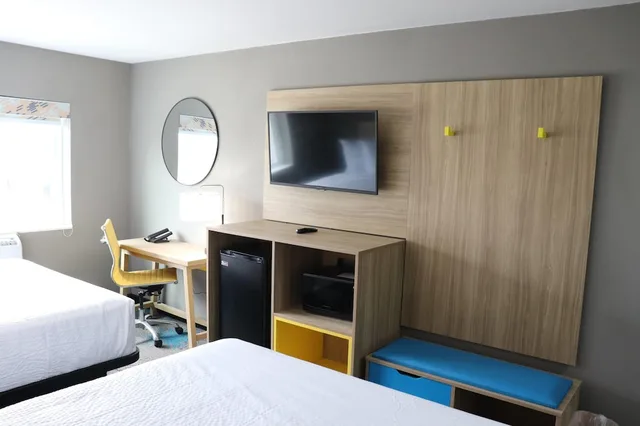 غرفة بسريرين كوين، Days Inn by Wyndham La Crosse 7/10