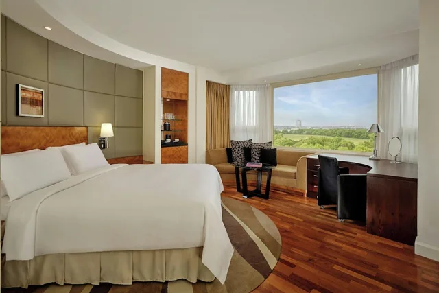 غرفة بانورامية بسرير كينج، The Park Tower Knightsbridge, a Luxury Collection Hotel, London 2/8