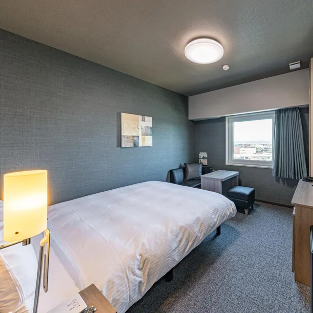 غرفة بسرير مزدوج للمدخنين، Hotel Route Inn Tonami Inter 1/3