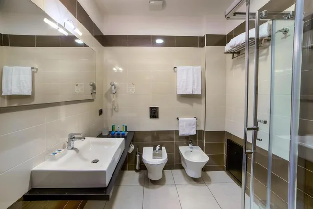 غرفة بسرير مزدوج أو سريرين منفصلين بشرفة، Lu Hotel Carbonia 4/4