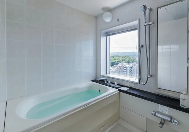 Suite, Twin Beds, Castle View, Bathtub، Holiday Inn ANA Kanazawa Sky 4/5