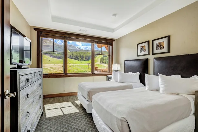4 Bedrooms, Condominium, Condo, Platinum, King Bed, 3 Queen Beds, Sofa, One Ski Hill Place A Rockresort 6/10