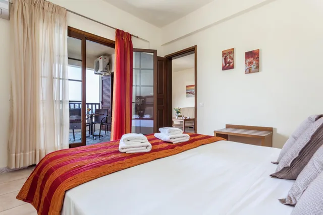 غرفة عائلية بإطلالة على الحديقة بغرفتي نوم، Skopelos Holidays Hotel 4/10