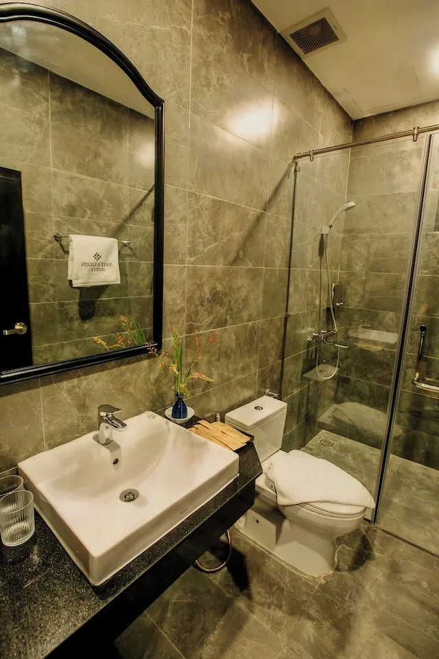 جناح عائلي بسريرين كوين بإطلالة على المدينة، Anvi Saigon Boutique Hotel 8/8