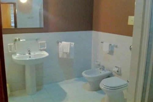 غرفة كلاسيكية مفردة بسرير مزدوج، Hotel Posta 1/1