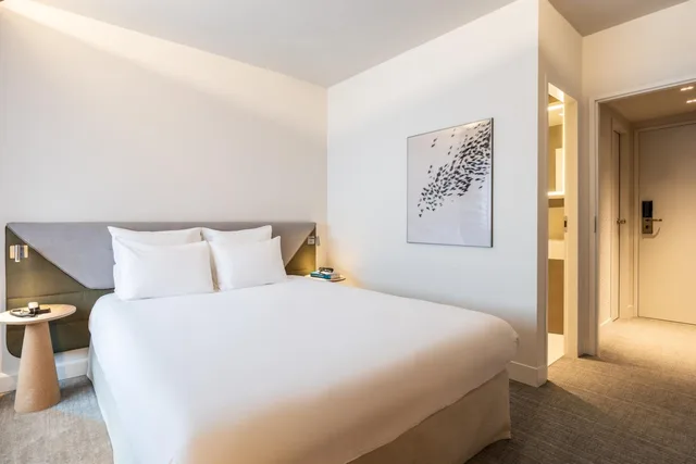غرفة ديلوكس بسرير مزدوج وسرير بطابقين، Novotel Brugge Centrum 3/11