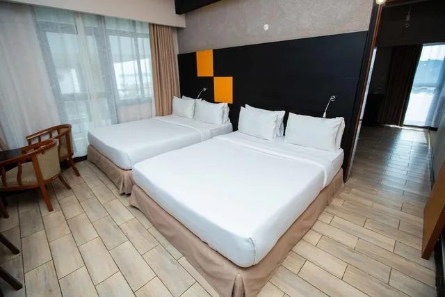 غرفة ديلوكس بسرير مزدوج، Gold Crest Hotel 1/1