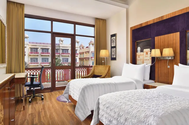 غرفة قياسية بسريرين منفصلين، Le Meridien Jaipur Resort Spa 2/10