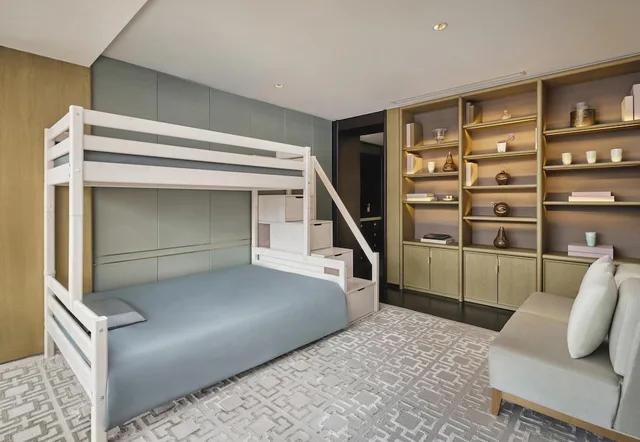 Ambassador, Suite, King Bed, Bunk Bed، Waldorf Astoria Beijing 5/9