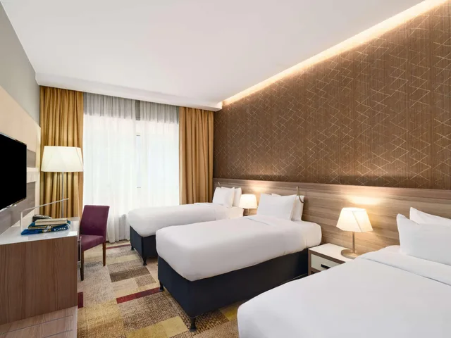 غرفة كلاسيكية ثلاثية، Mercure Makkah Aziziah 2/5