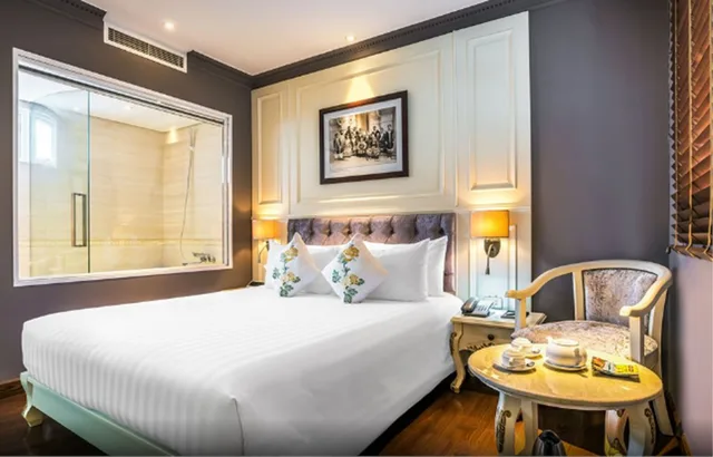 Premier, Queen Bed, Lobby View، Silverland Jolie Hotel Spa 2/8