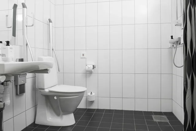 غرفة قياسية بسرير مزدوج أو سريرين منفصلين، Scandic Segevang Malmo 5/8