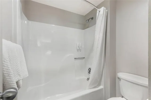 Efficiency, King Bed، Quality Inn & Suites Raleigh Durham Airport 5/5