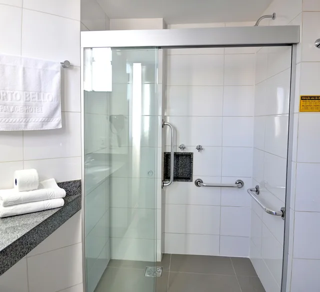 غرفة غراند بثلاثة أسرّة، Porto Minas Hotel e Convencoes 6/7