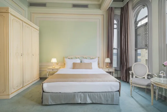 غرفة كلاسيكية بسرير كينج، Bosphorus Palace Hotel Special Class 1/3