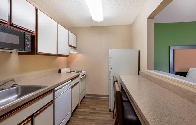 غرفة ديلوكس بسريرين كوين، Extended Stay America - Cleveland - Great Northern Mall 5/6