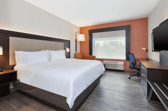 غرفة قياسية بسرير كينج، Holiday Inn Express & Suites Jersey City - Holland Tunnel 1/2