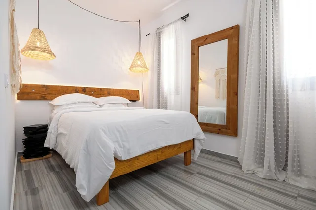 Junior Suite, King Bed, Sofa, PAROSLAND HOTEL 3/10