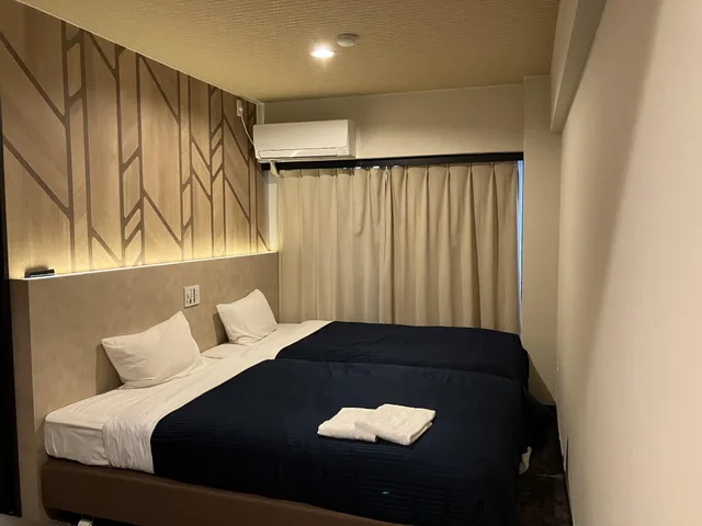 Semi Room, 2 Semi Double Beds, Hotel Livemax Budget Namba 1/3
