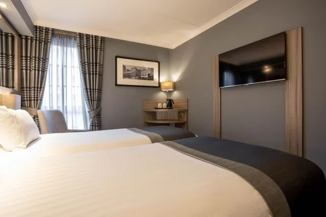 غرفة قياسية بسريرين منفصلين، Holiday Inn Glasgow City Centre Theatreland, an IHG Hotel 5/10