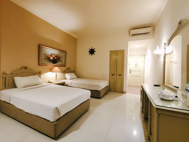 Executive, Single Bed, Hotel Indah Palace Solo 1/4
