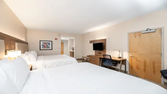 غرفة قياسية بسريرين كينج، Holiday Inn Express Hotel And Suites Fremont Milpitas Central 2/10