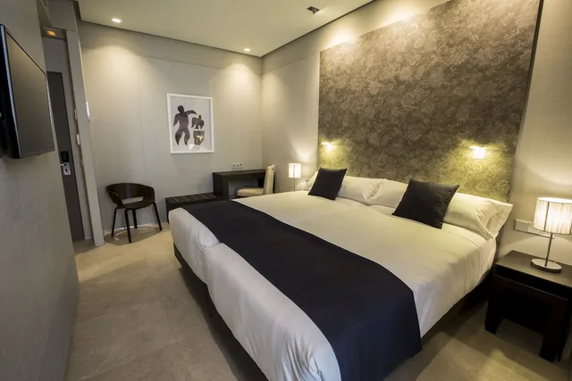 غرفة ديلوكس بسرير مزدوج، Vincci Mercat Hotel 2/6
