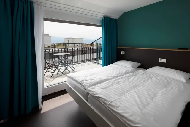 غرفة قياسية بسريرين منفصلين، Hotel Swiss Chocolate Lausanne By Fassbind 2/6