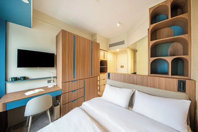 Comfort, Studio, Queen Bed, Private Bathroom, ROSEDALE KOWLOON HOTEL 1/4