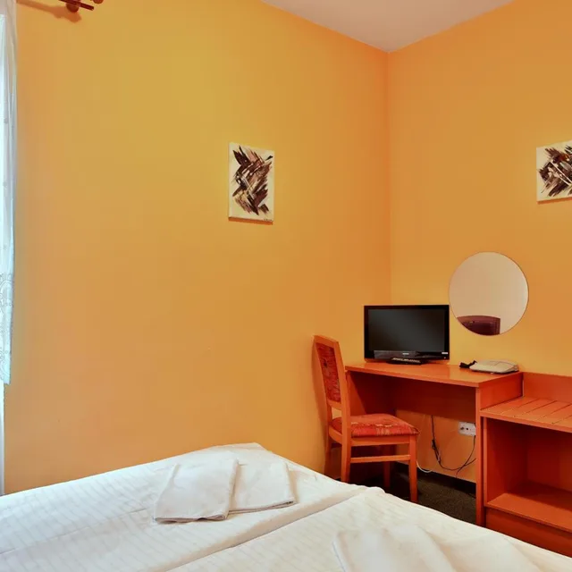 Standard, King Bed, Hotel Attic 3/6