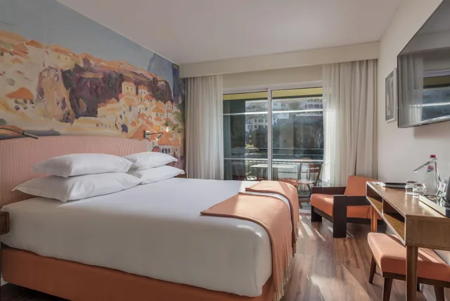 Deluxe, Double or Twin Bed, Bay View, Pestana Churchill Bay 1/3