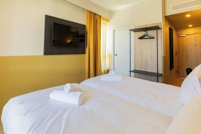 غرفة سوبيريور بسريرين منفصلين، All Suites Hotel Paris Pleyel L’Ile Saint Denis 4/10