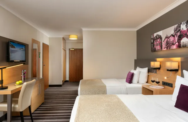 غرفة سوبيريور بسرير مزدوج أو سريرين منفصلين، Leonardo Hotel Dusseldorf Airport Ratingen 7/10