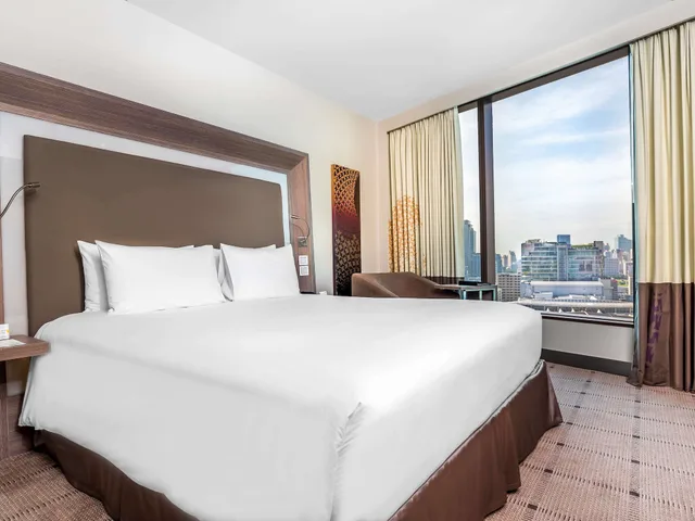 غرفة قياسية بسرير كينج، Novotel Bangkok Platinum 6/10
